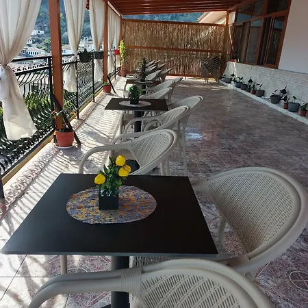 Spahiu Guest house